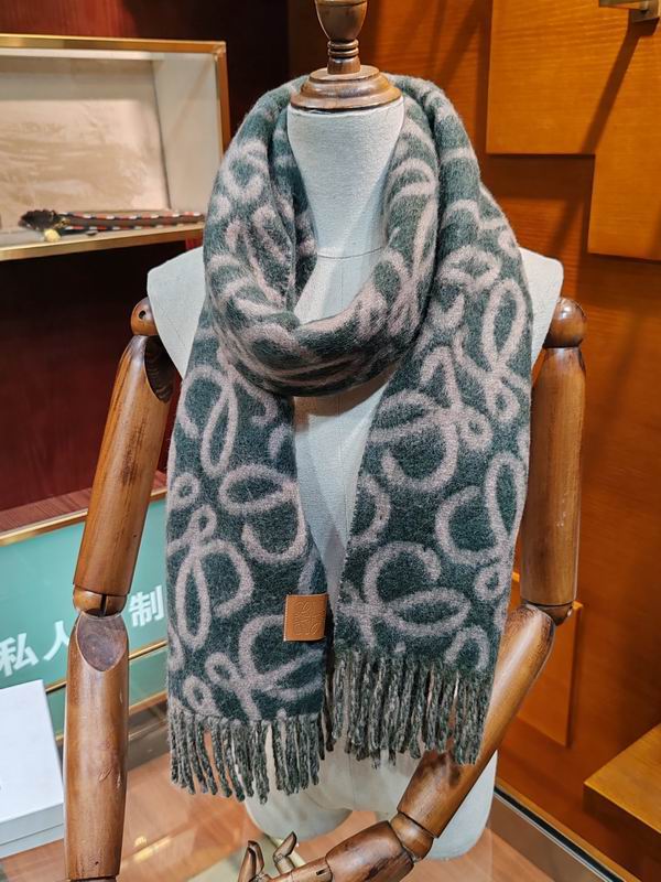 Loewe scarf 24X185cm E21